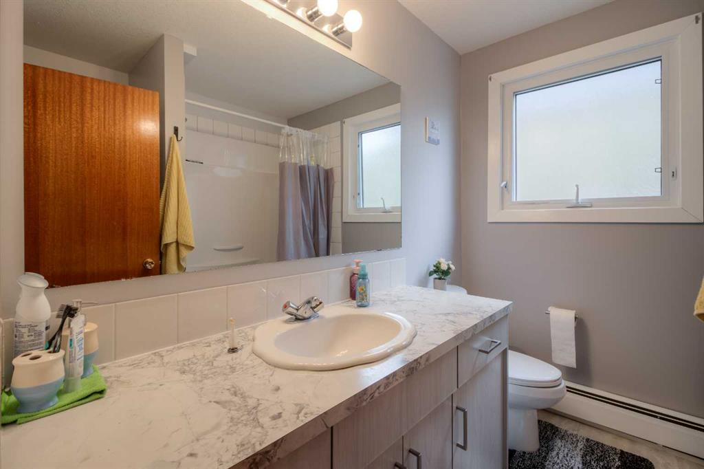 2235 23 Avenue Property Photo 22