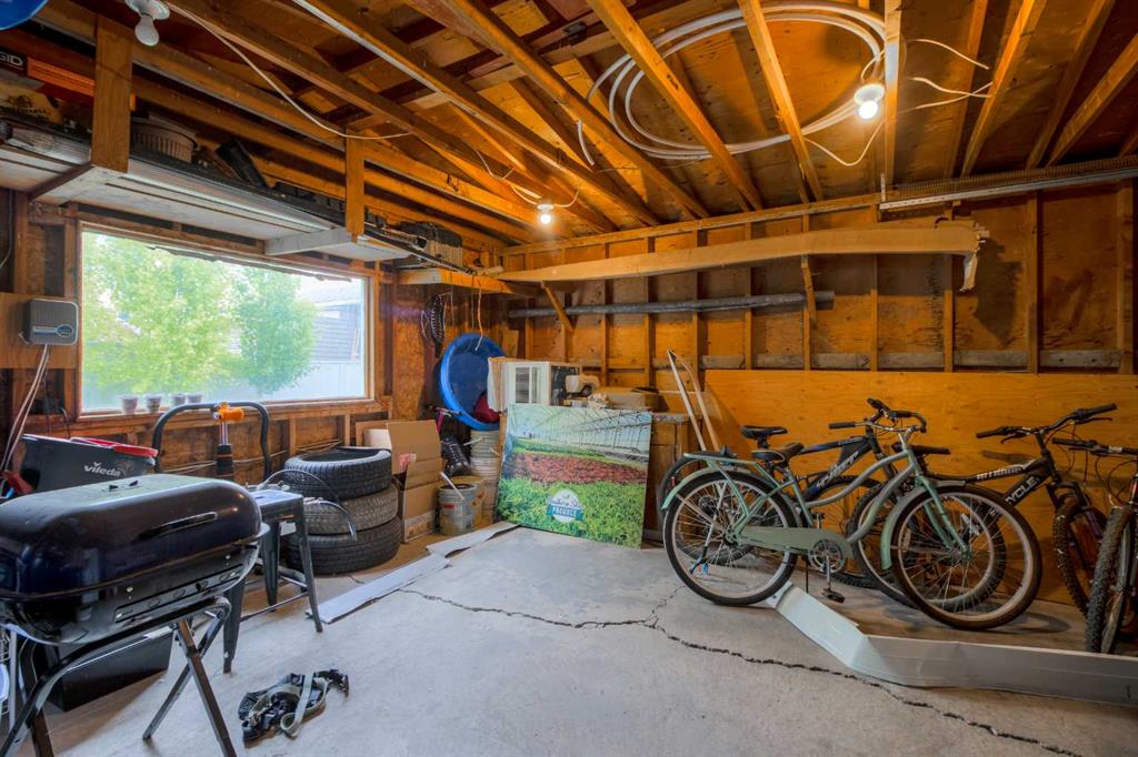 2235 23 Avenue Property Photo 26