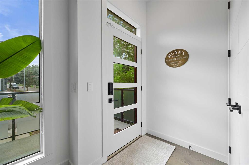 2100 17a Street Property Photo 6