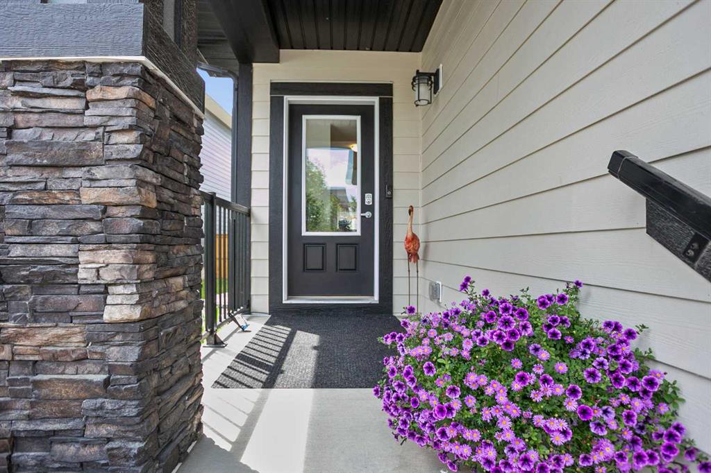 74 Magnolia Terrace Property Photo 2