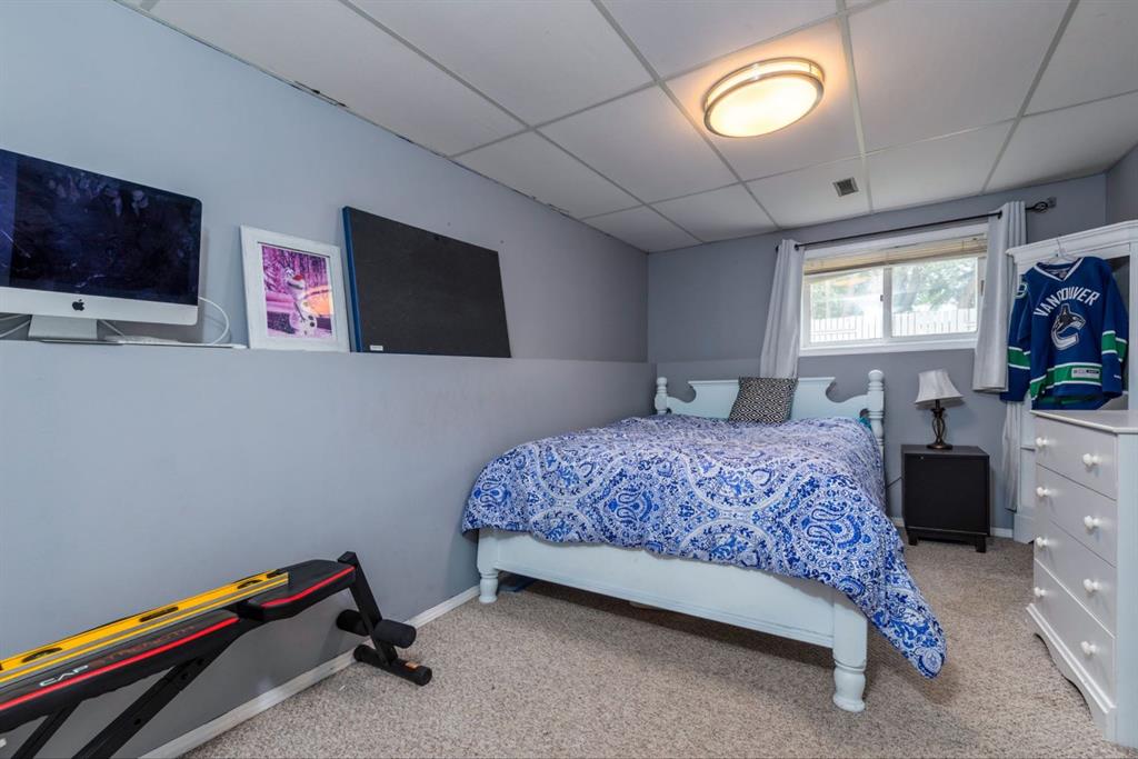 4606 33 Street Property Photo 25