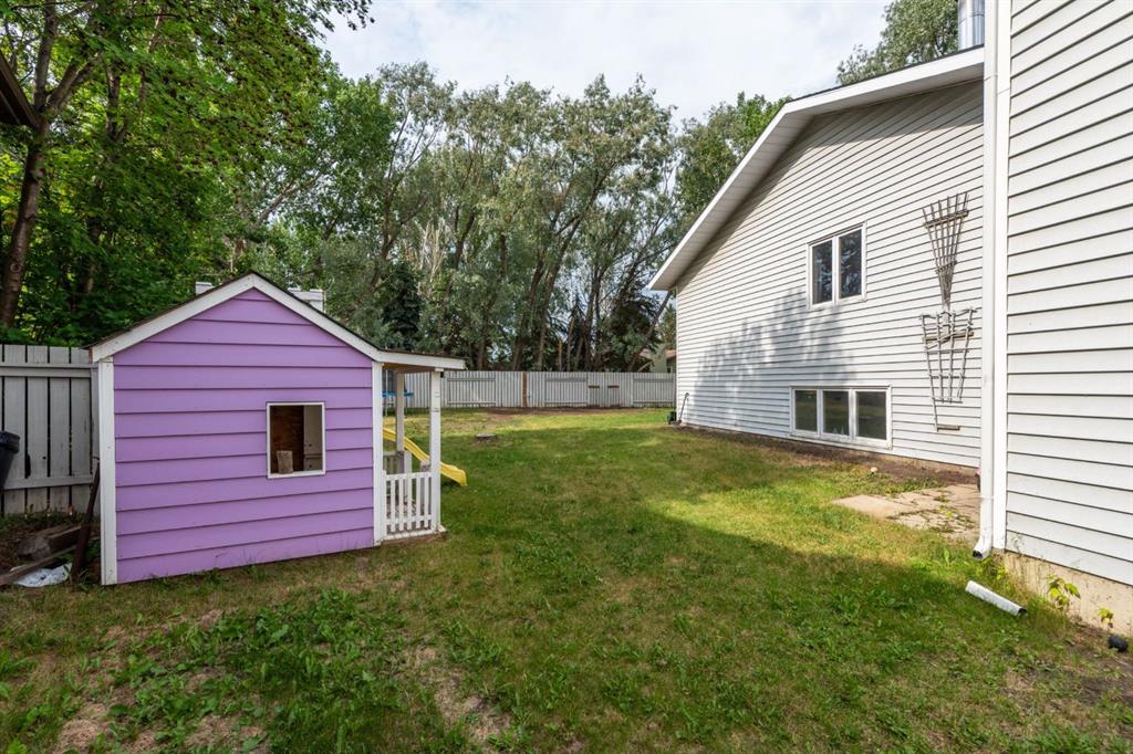 4606 33 Street Property Photo 32