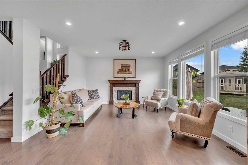 2667 Ravenslea Gardens Property Photo 8