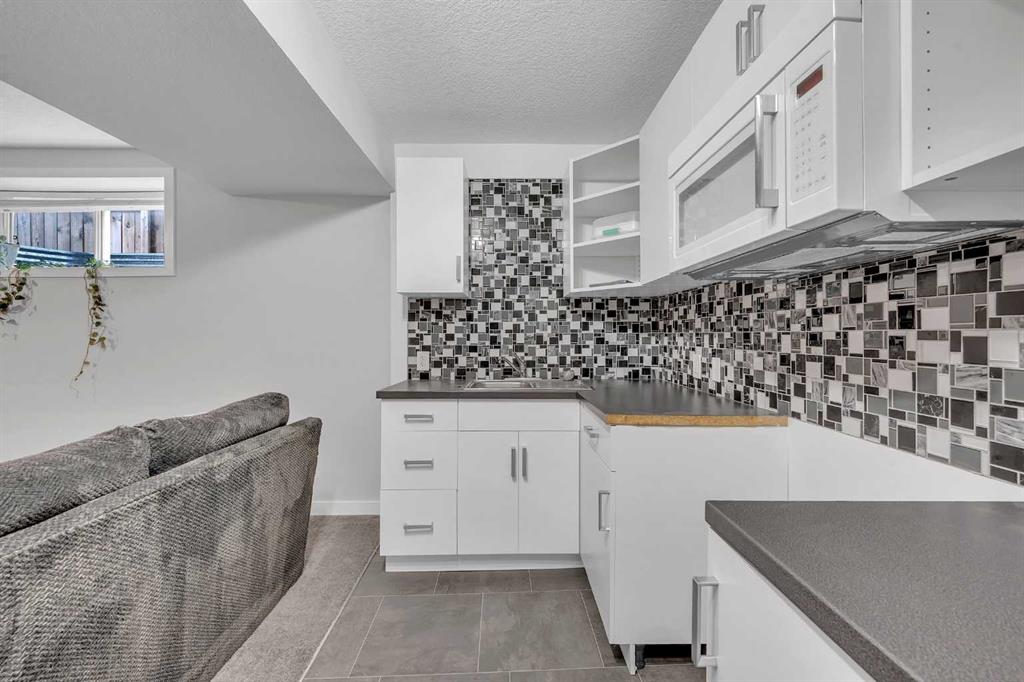 2667 Ravenslea Gardens Property Photo 35