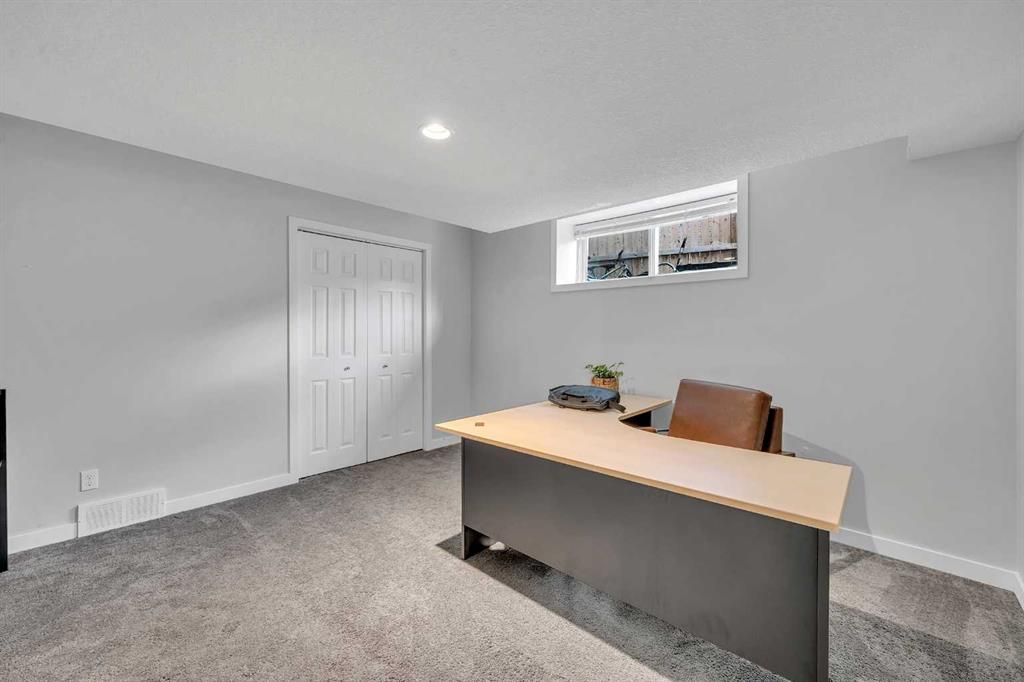 2667 Ravenslea Gardens Property Photo 38