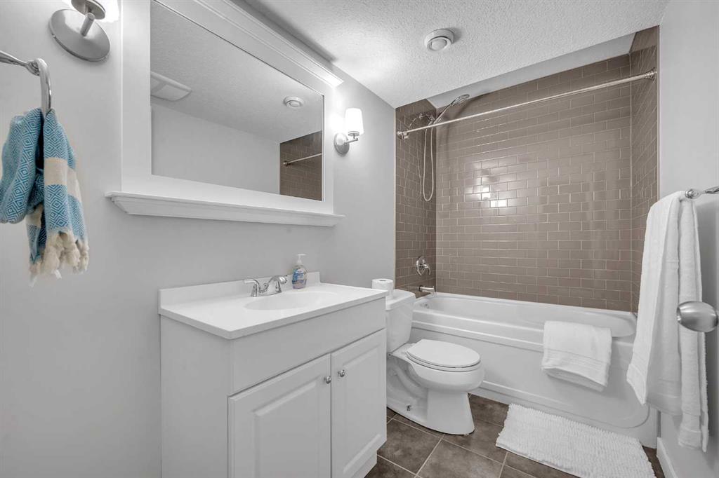 2667 Ravenslea Gardens Property Photo 39