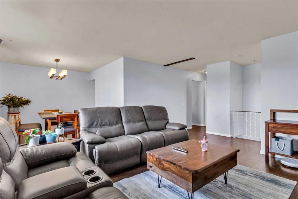 4040 Marbank Drive Property Photo 6