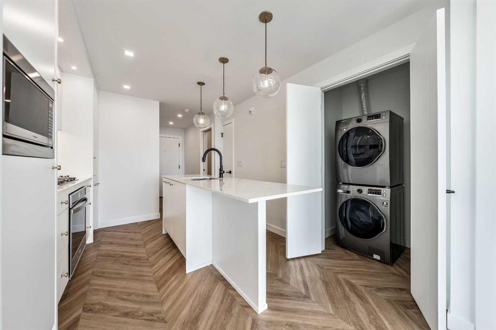 8445 Broadcast Avenue 506 Property Photo 8
