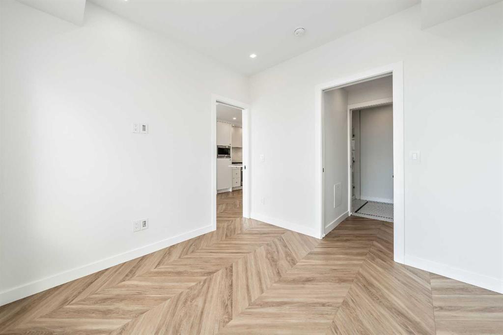 8445 Broadcast Avenue 506 Property Photo 15