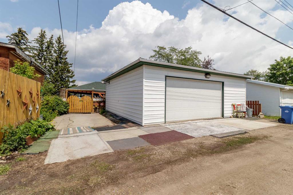 4919 48 Street Property Photo 13