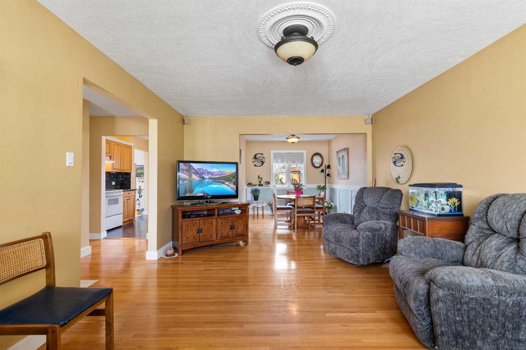 4919 48 Street Property Photo 16