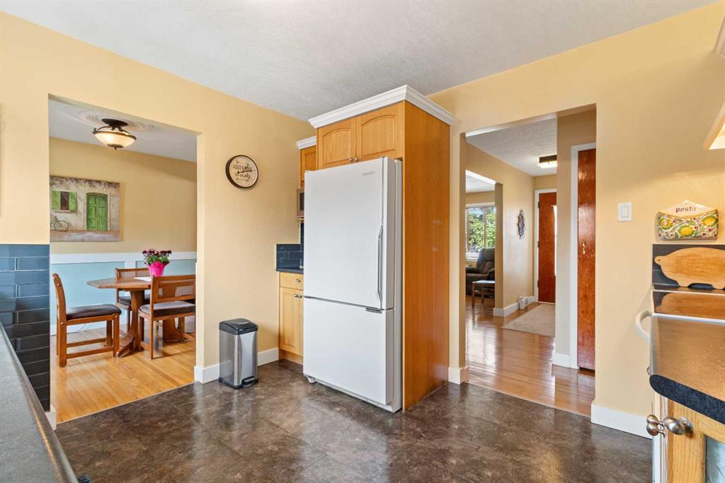 4919 48 Street Property Photo 21