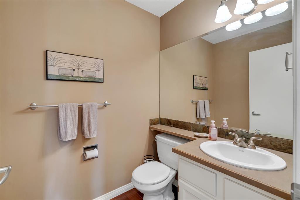 34 Evergreen Terrace Property Photo 14