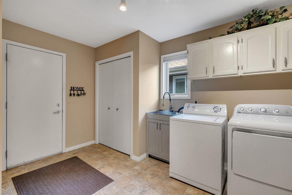 34 Evergreen Terrace Property Photo 15