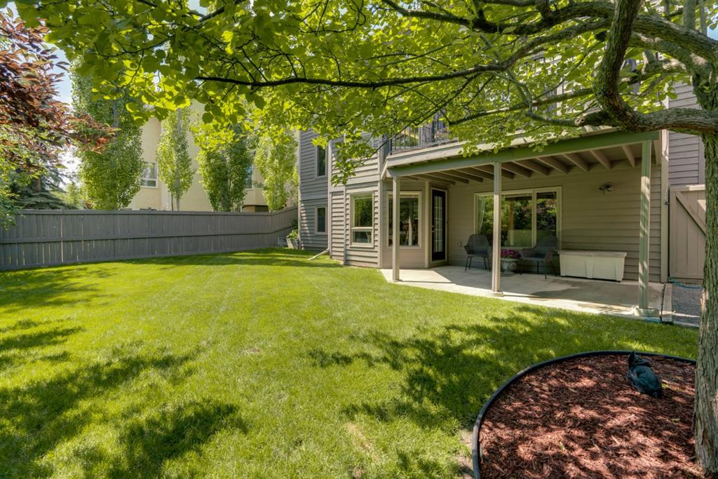 34 Evergreen Terrace Property Photo 36