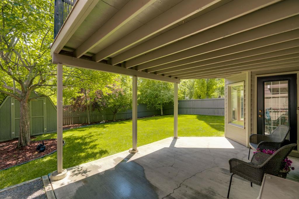 34 Evergreen Terrace Property Photo 37