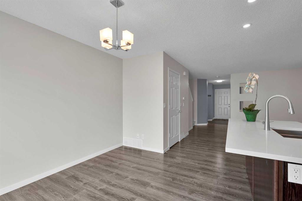 203 Cranberry Green Property Photo 19