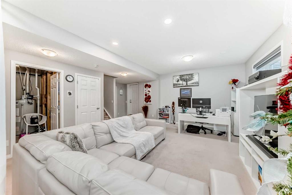 24 Hillcrest Avenue Property Photo 22