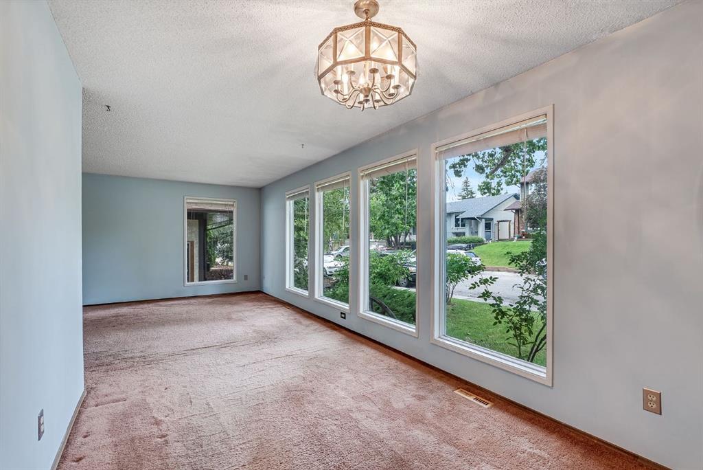 40 Edgeford Road Property Photo 4