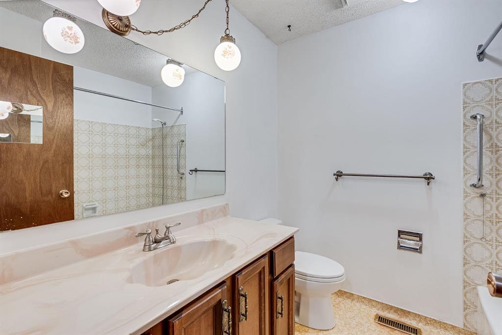 40 Edgeford Road Property Photo 7