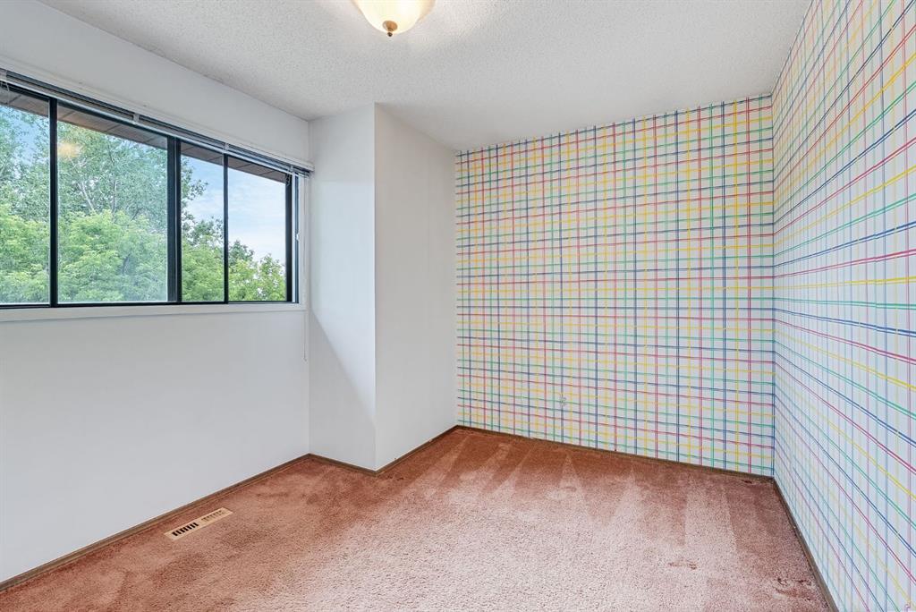 40 Edgeford Road Property Photo 11