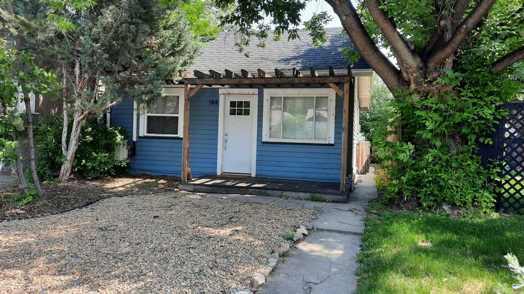 144 2 Street Property Photo 1