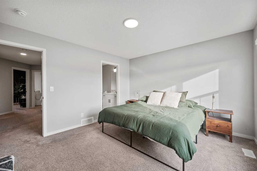 180 Rowmont Boulevard Property Photo 10