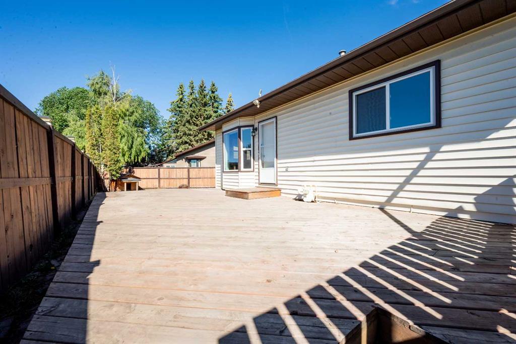 9625 64 Avenue Property Photo 22