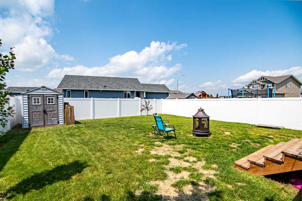 566 Robinson Avenue Property Photo 13