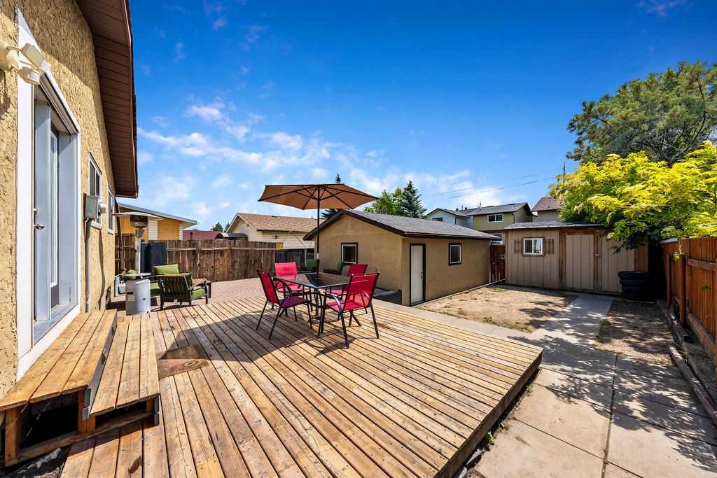 71 Falwood Place Property Photo 3