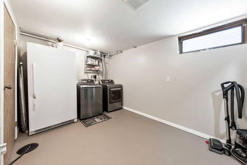 71 Falwood Place Property Photo 24