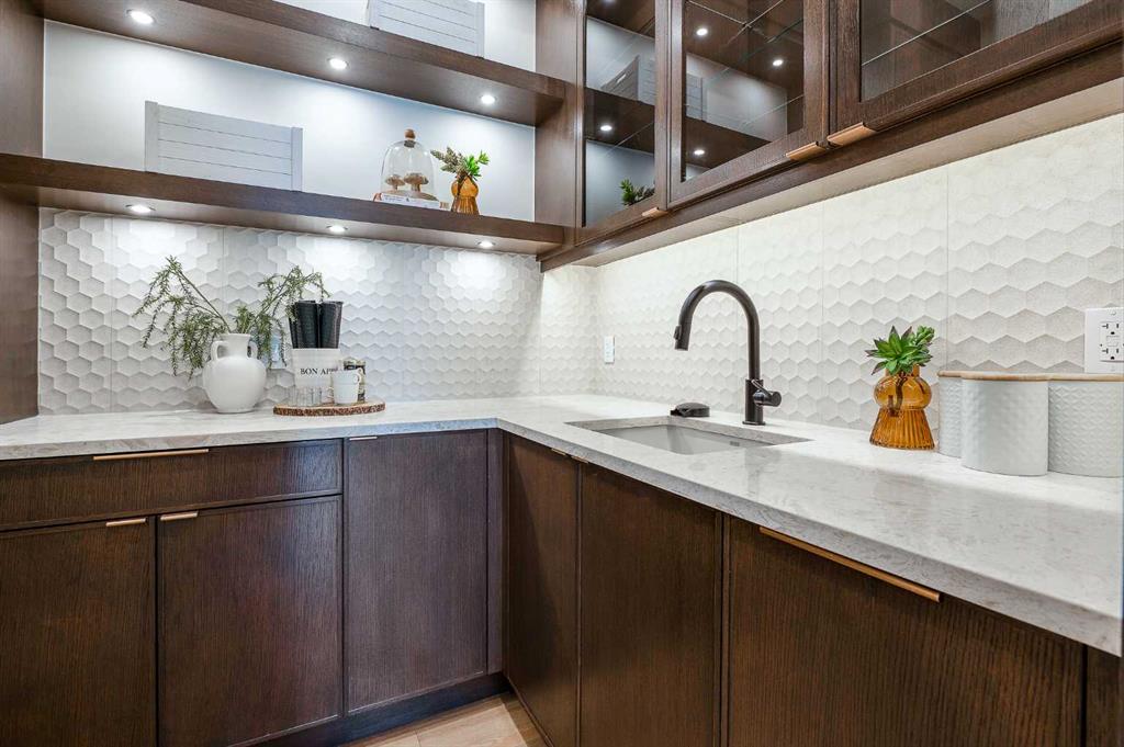 2122 29 Avenue Property Photo 11