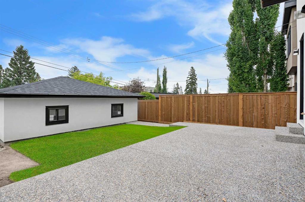 2122 29 Avenue Property Photo 49