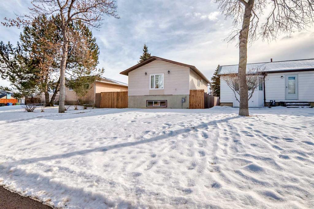 3456 31a Avenue Property Photo 3