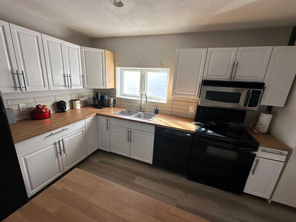 3456 31a Avenue Property Photo 6