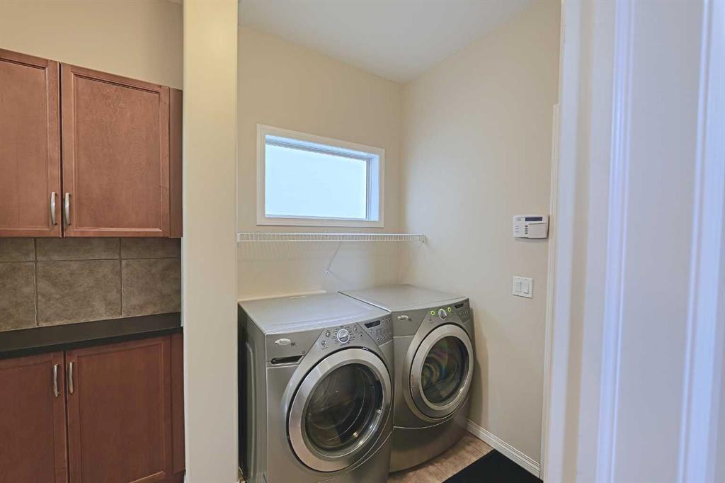 275 Silverado Plains Close Property Photo 18