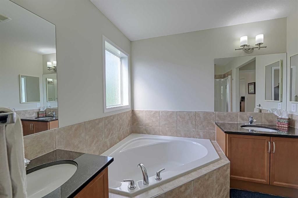 275 Silverado Plains Close Property Photo 29