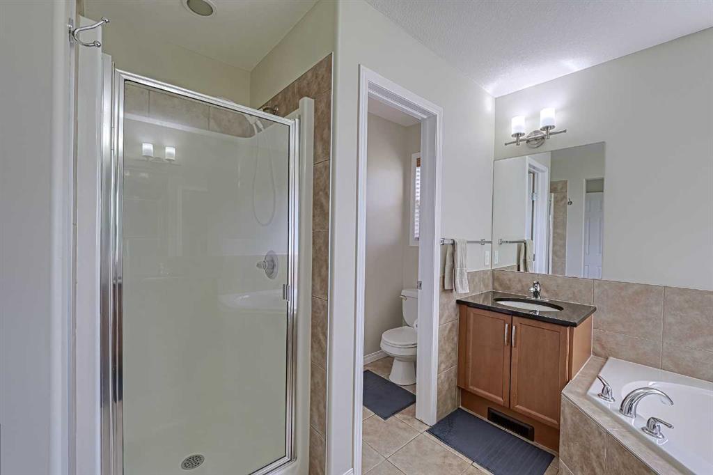 275 Silverado Plains Close Property Photo 31
