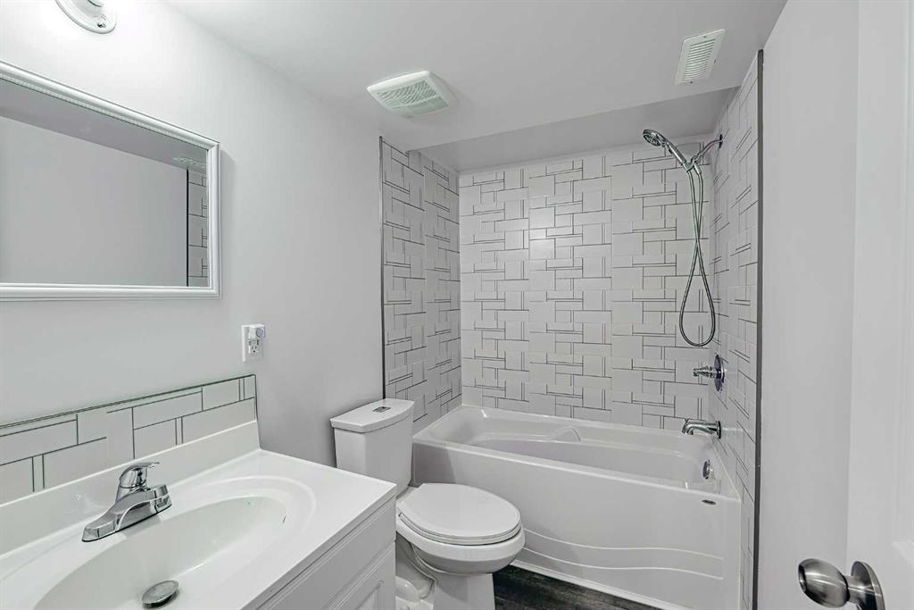 275 Silverado Plains Close Property Photo 37