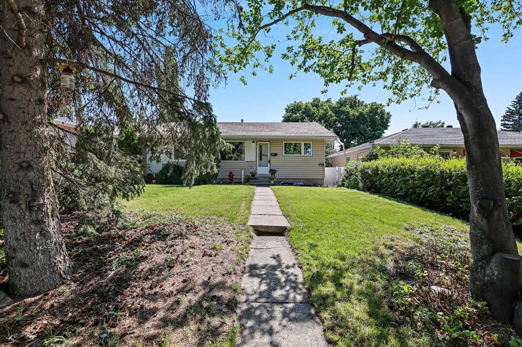 3122 42 Street Property Photo 1