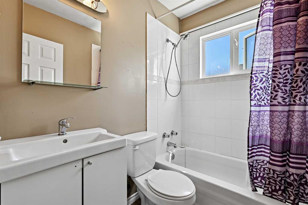 3122 42 Street Property Photo 15