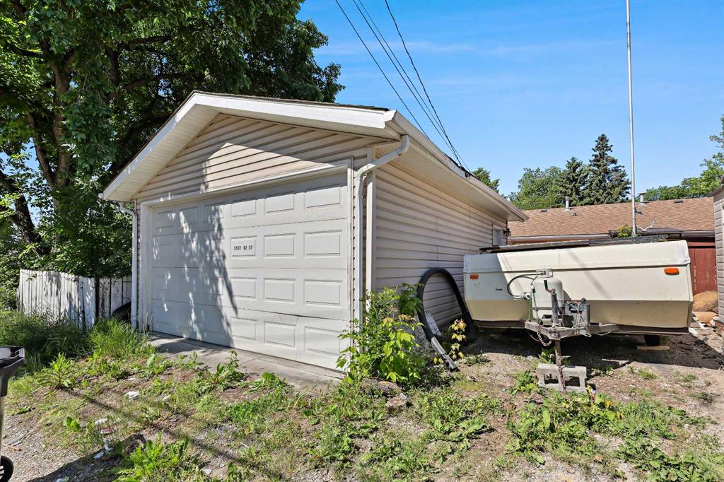 3122 42 Street Property Photo 35