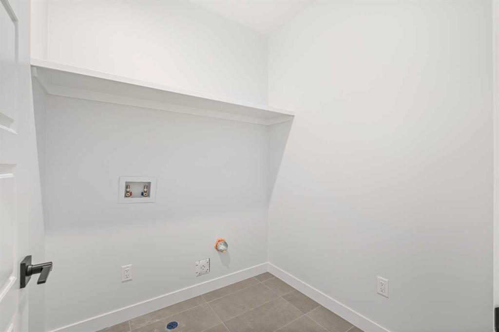 496 Rivercrest View Property Photo 32
