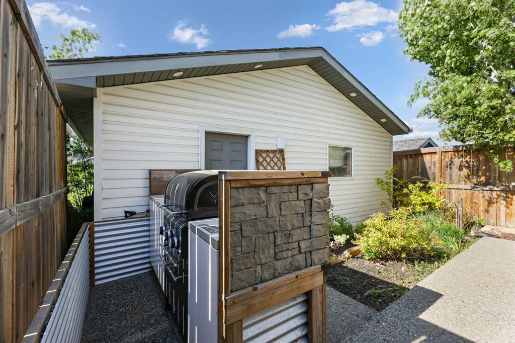 44 Elgin Bay Property Photo 38