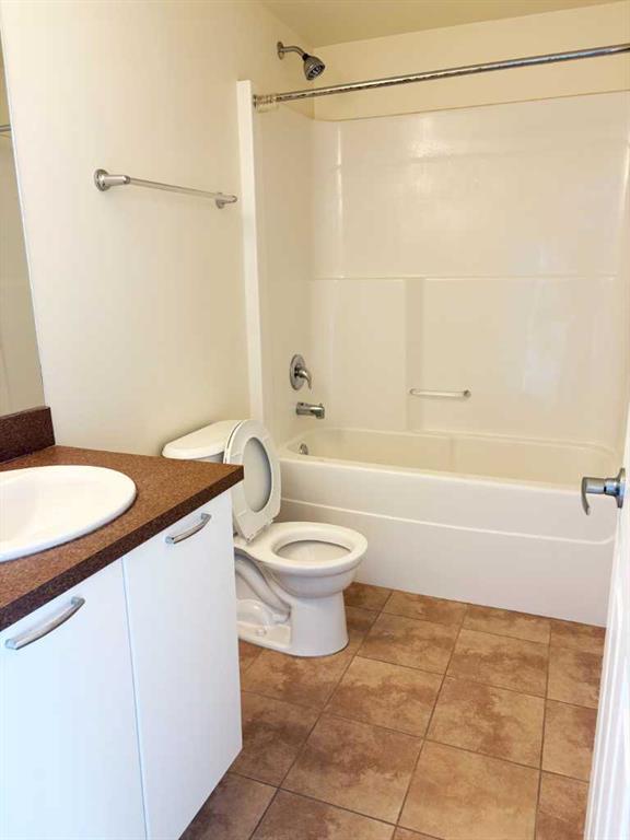 3830 Brentwood Road 211 Property Photo 12