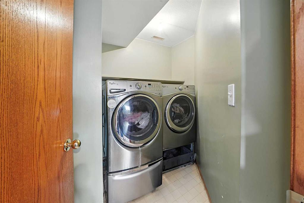 7 Wilson Close Property Photo 23