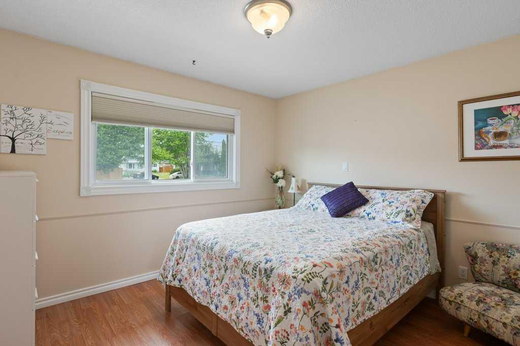 235 Allan Crescent Property Photo 18