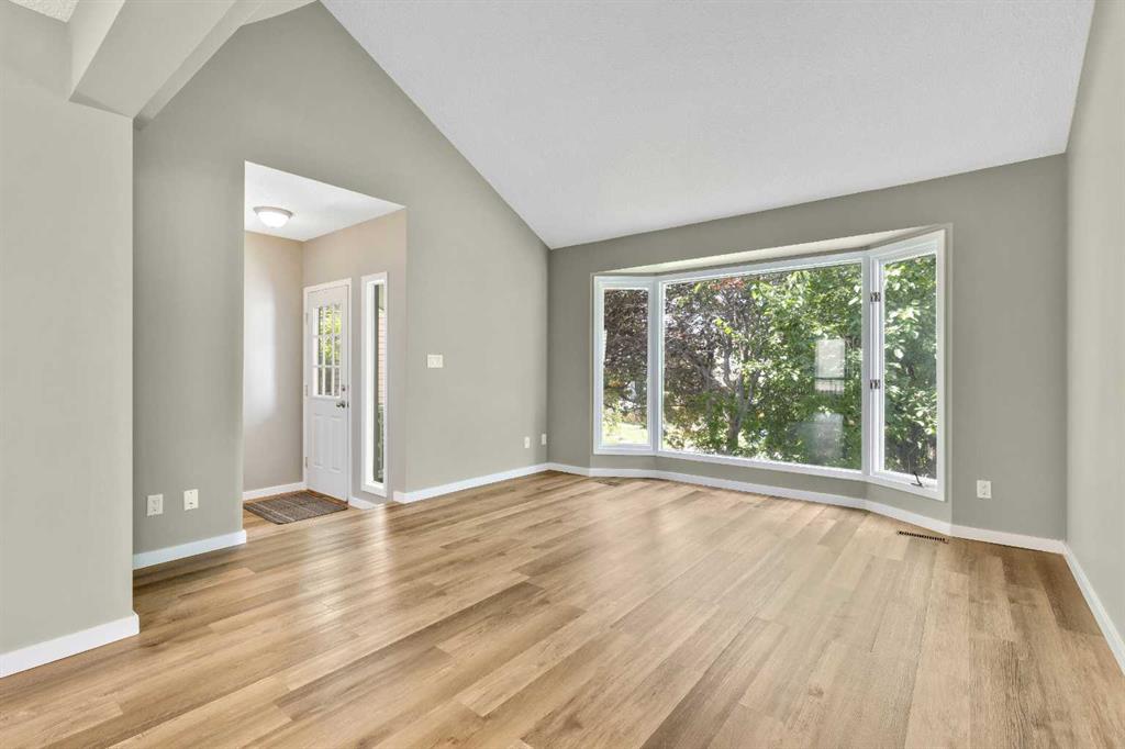 40 Gleneagle Place Property Photo 3