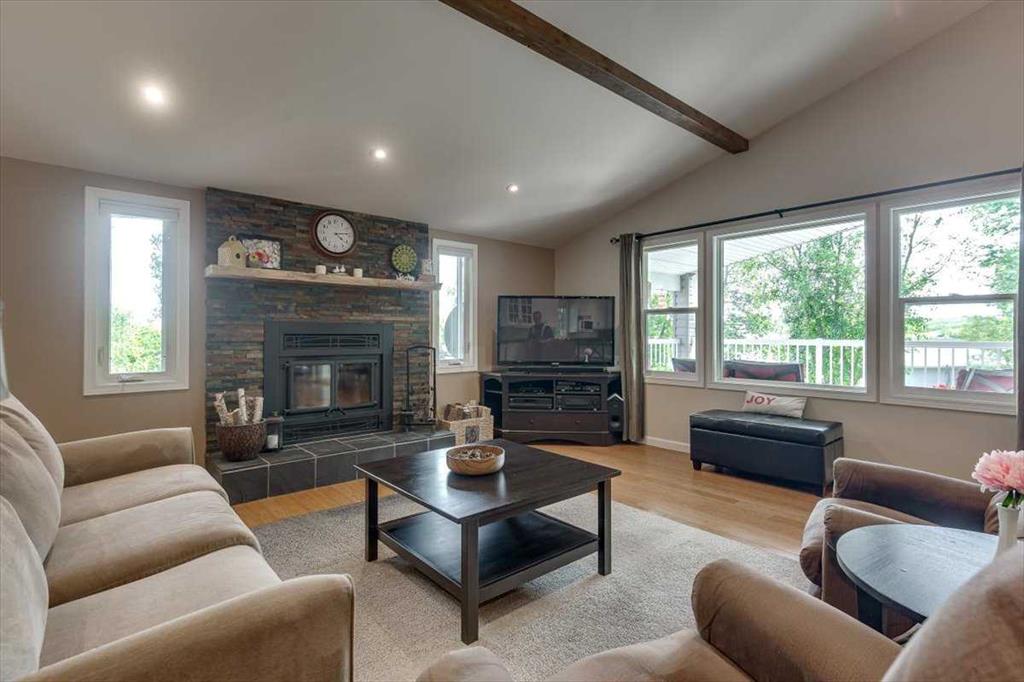 36078 Range Road 245a 209 Property Photo 4
