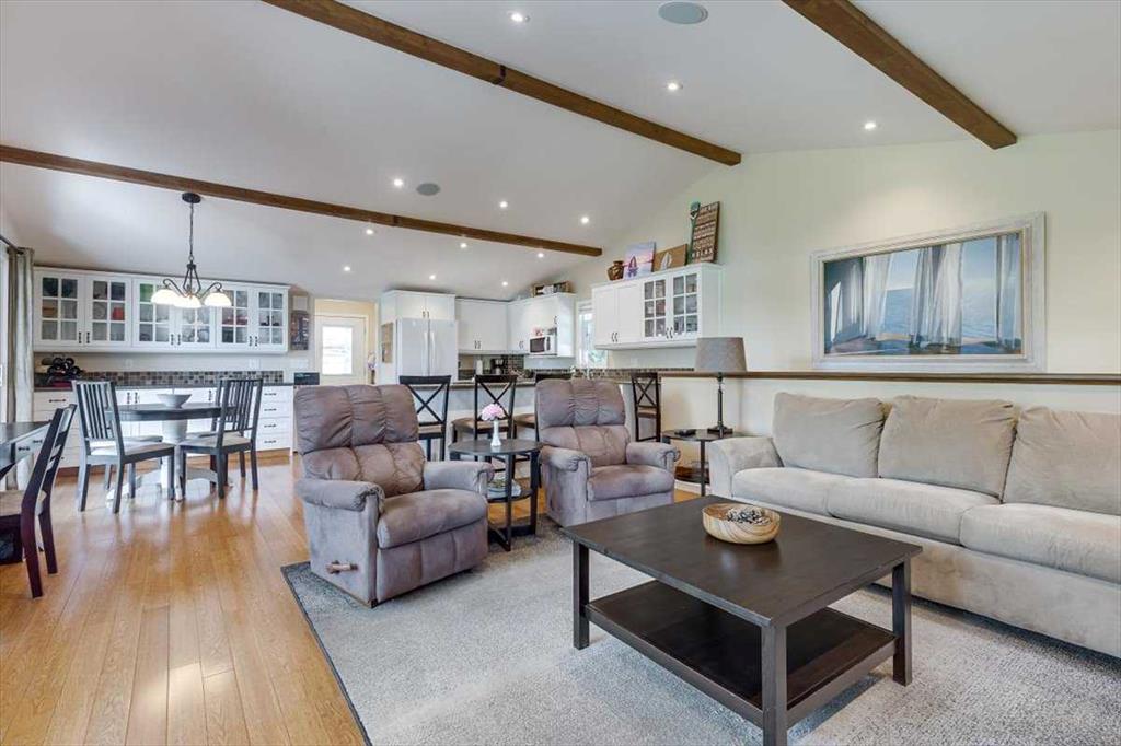 36078 Range Road 245a 209 Property Photo 16